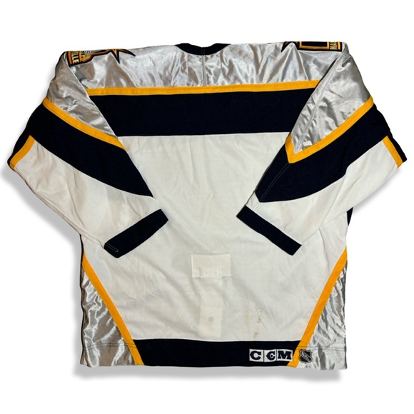 Vintage CCM Nashville Predators Hockey Jersey - Picture 2 of 6